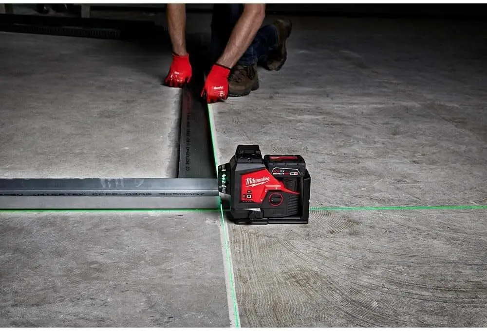 Milwaukee M12 green beam review testing methodology and evaluation criteria